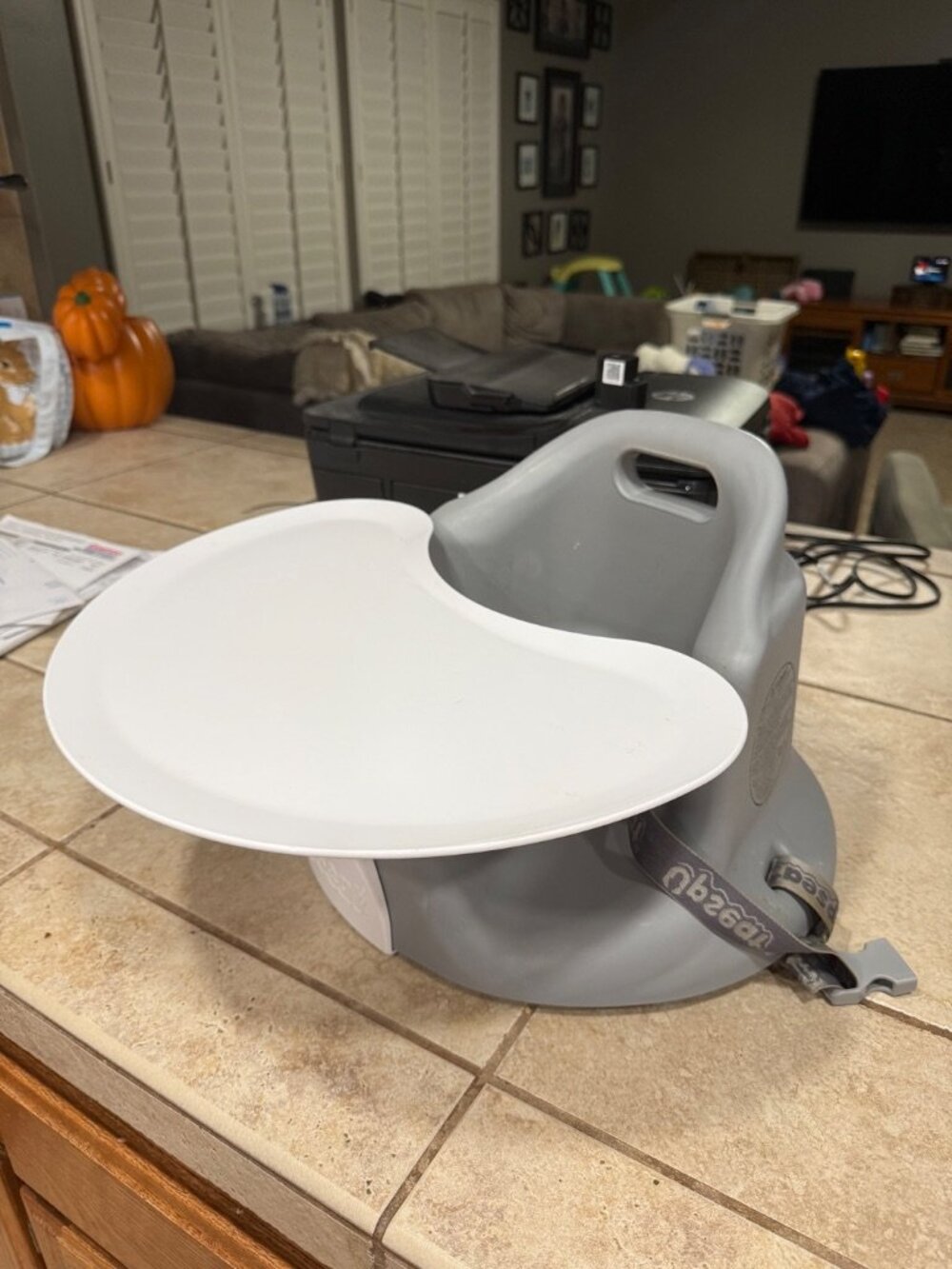 Upseat Ergonomic Baby Floor Booster Seat with Removable Tray Grey
